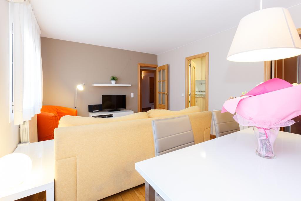 Letsgo Sagrada Familia Penthouse Apartamento Barcelona Exterior foto