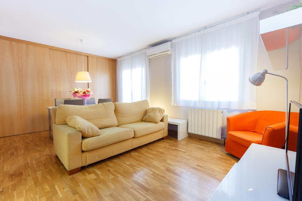 Letsgo Sagrada Familia Penthouse Apartamento Barcelona Exterior foto